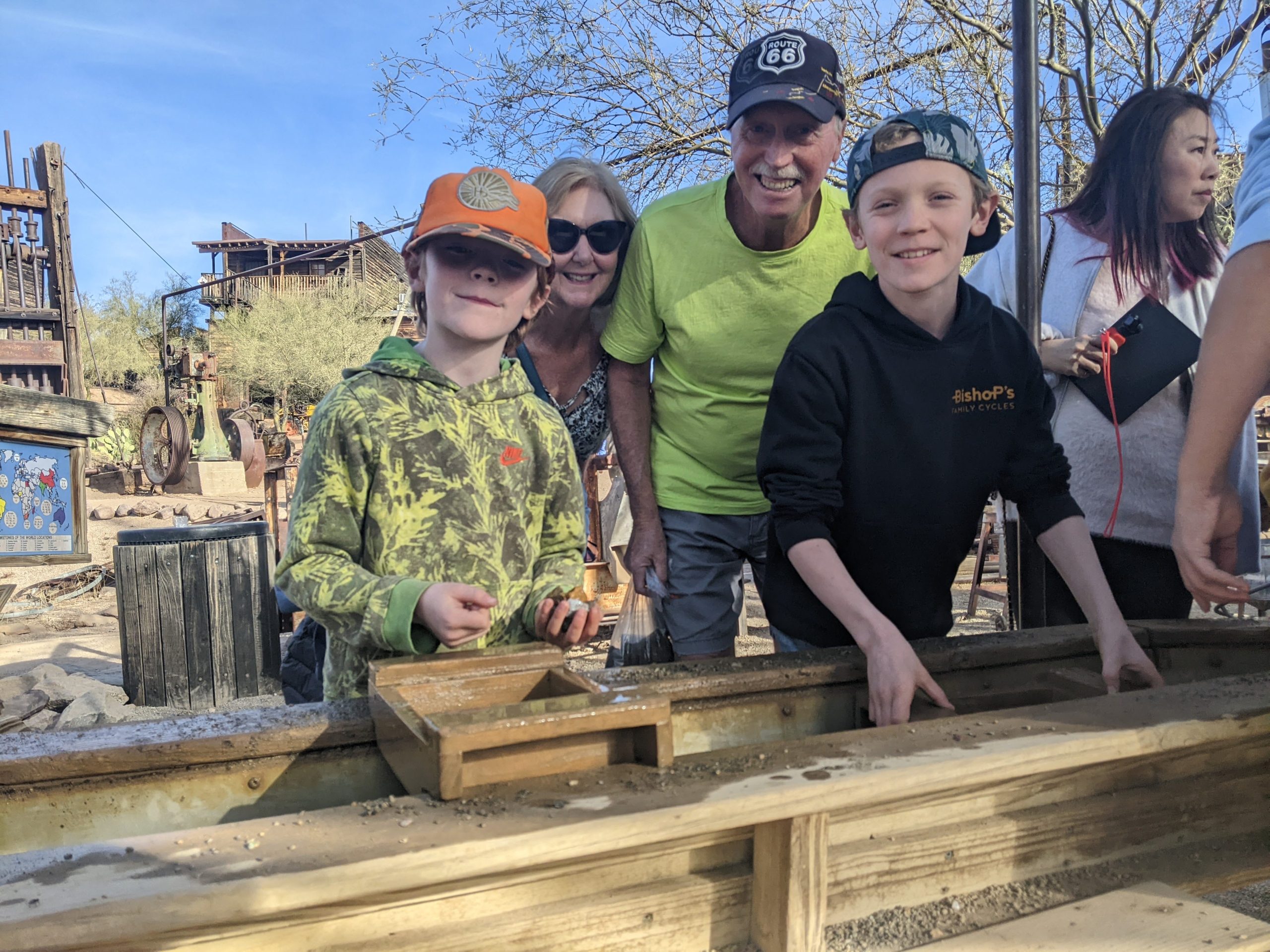 PXL_20241228_215346856